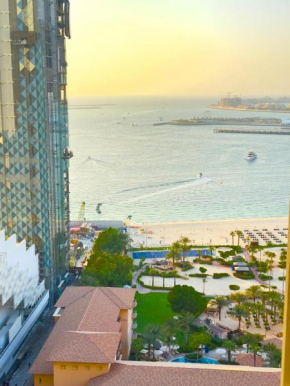Luxurious 3BR With Maid's Room & Stunning Sea Views